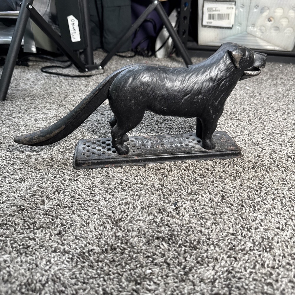 Antique Cast Iron Nutcracker, Newfoundland Dog Chicago USA - Picture 1 of 7
